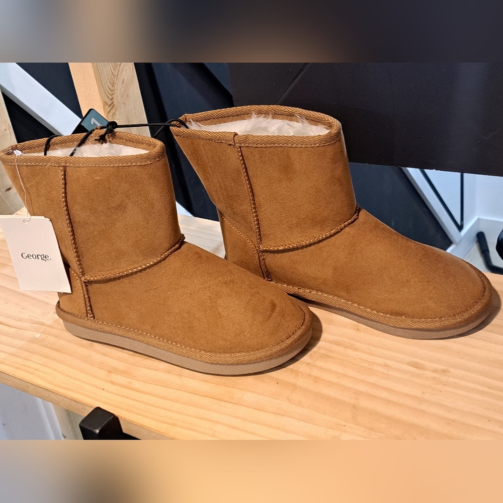 Brand New George Brown Kids Faux Suede With Faux Fur Lining Ankle Boots
